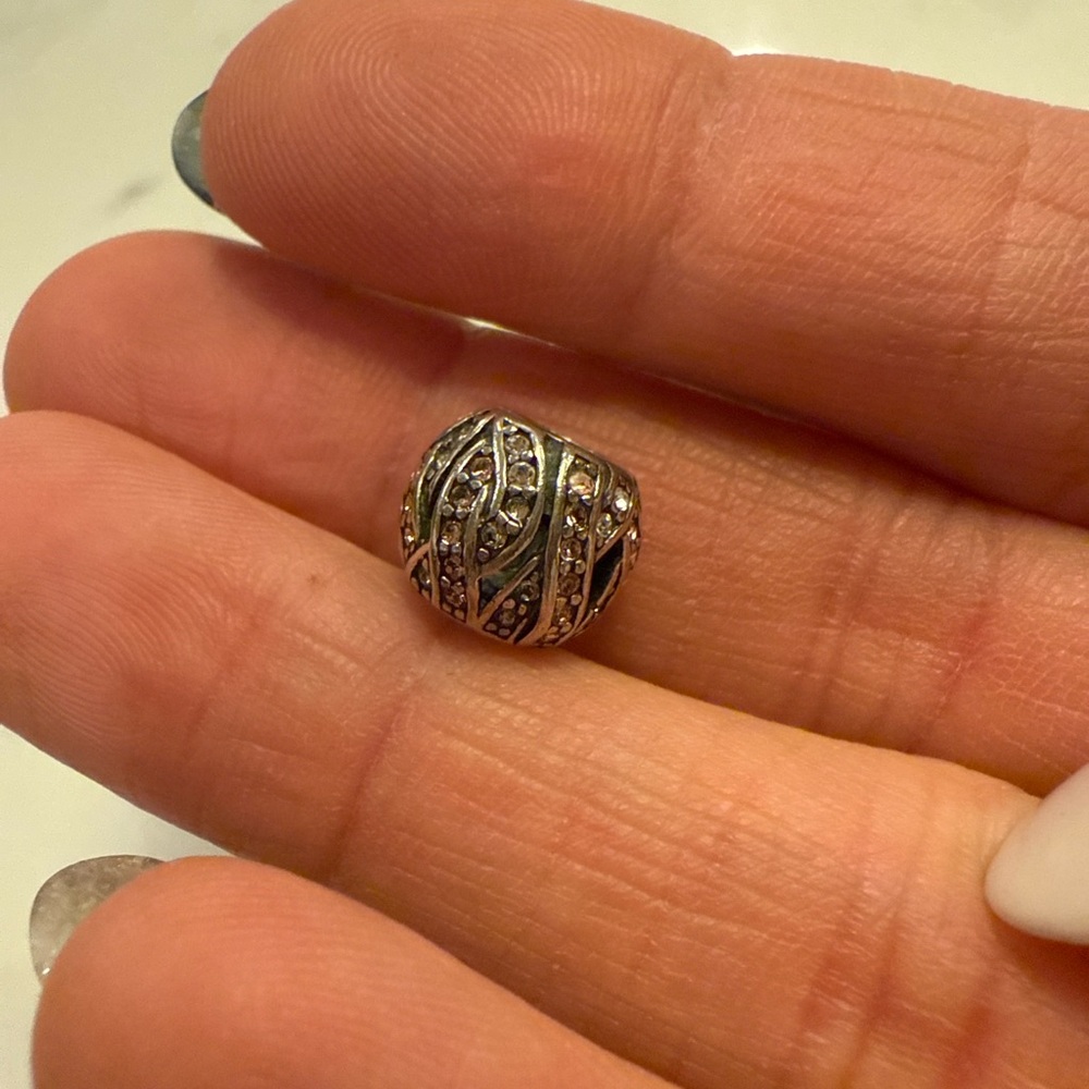 Chamilia Sterling Silver Patterned Charm w/ Pink CZ – 925
